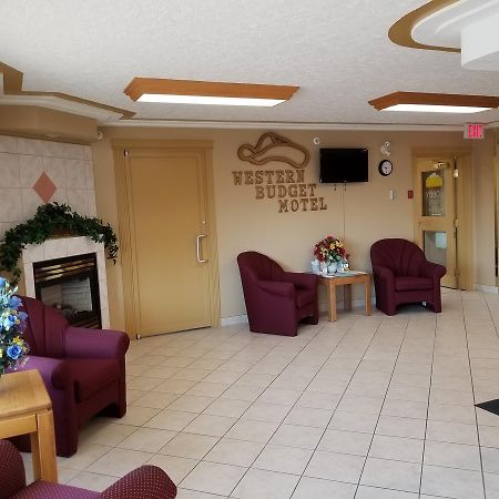 Western Budget Motel West Red Deer Kültér fotó